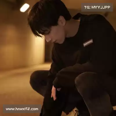 伏云玫